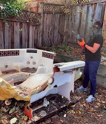 Best Hot Tub Removal  in Covington, KY